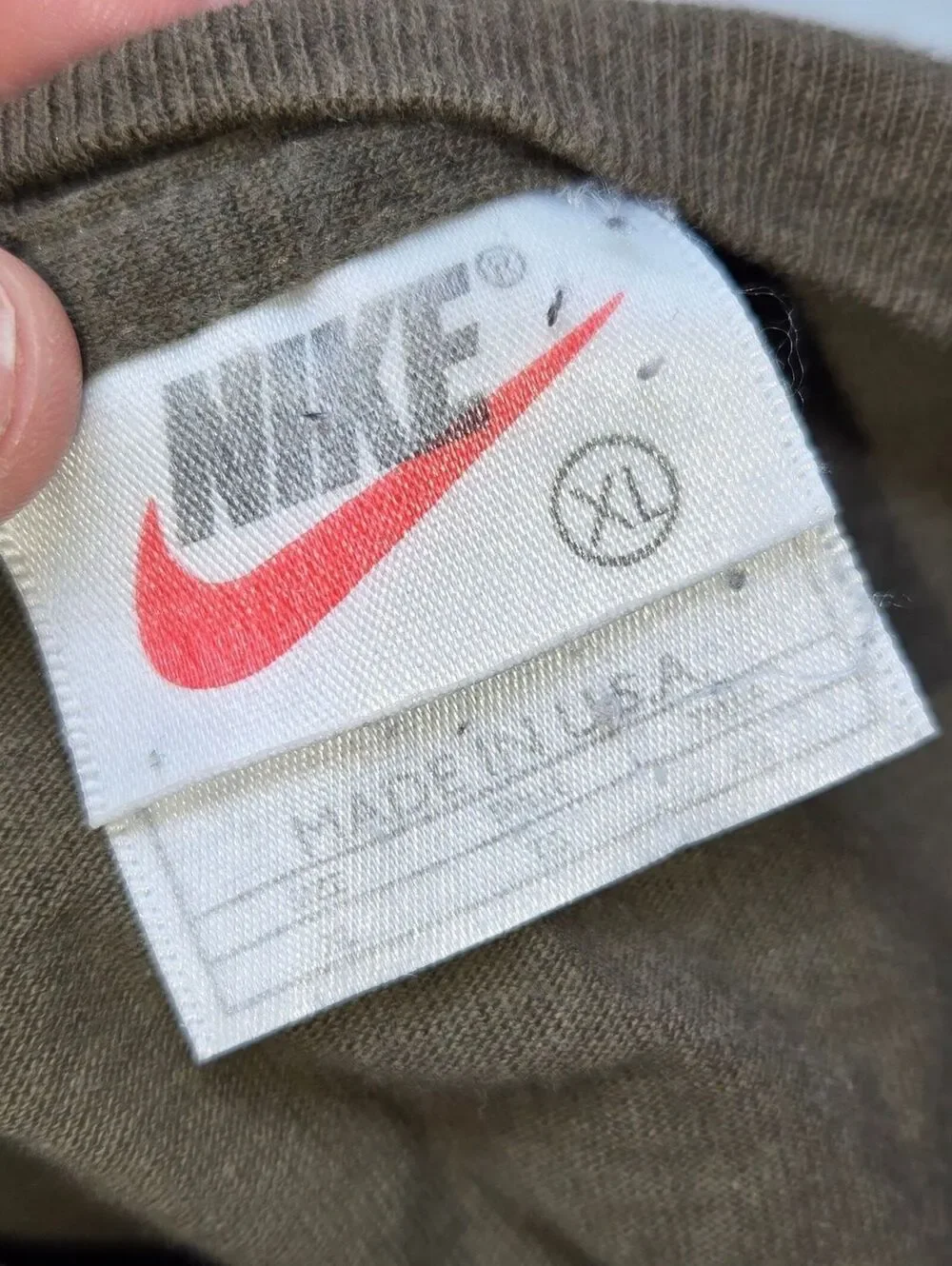 VTG 90s Nike Embroidered Logo Brown Men's XL T-Shirt Made in USA Sun Faded